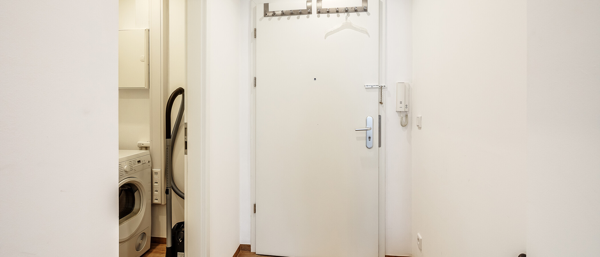 квартира München Isarvorstadt 04 коридор 12369