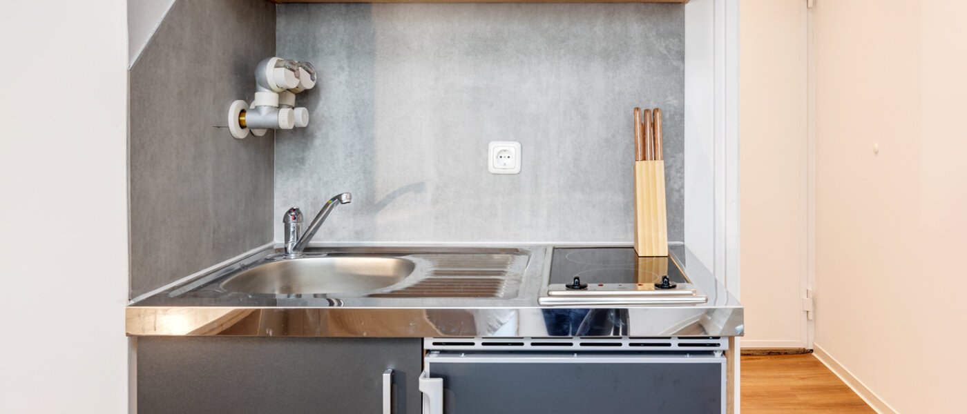 квартира München Maxvorstadt - Universitätsviertel 02 кухня 12374