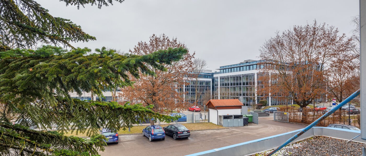 квартира Ismaning 02 вид из окна 12383