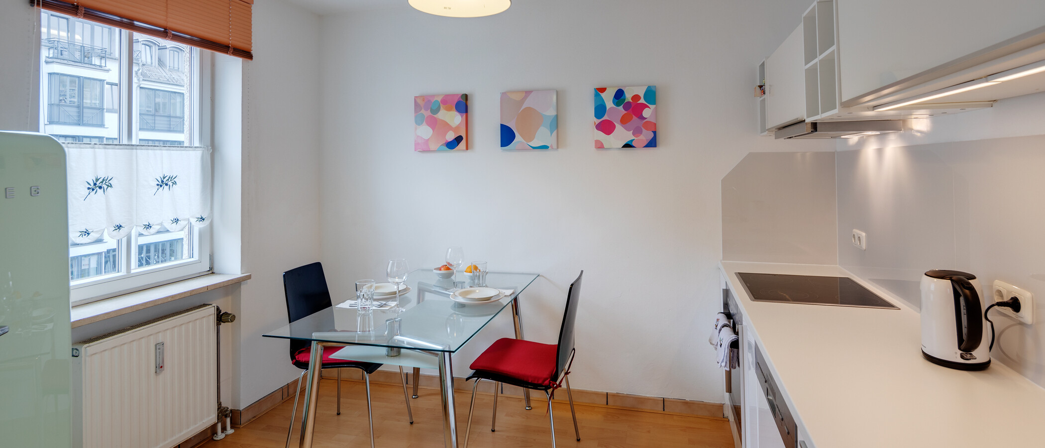 квартира München Maxvorstadt 01 кухня 12401