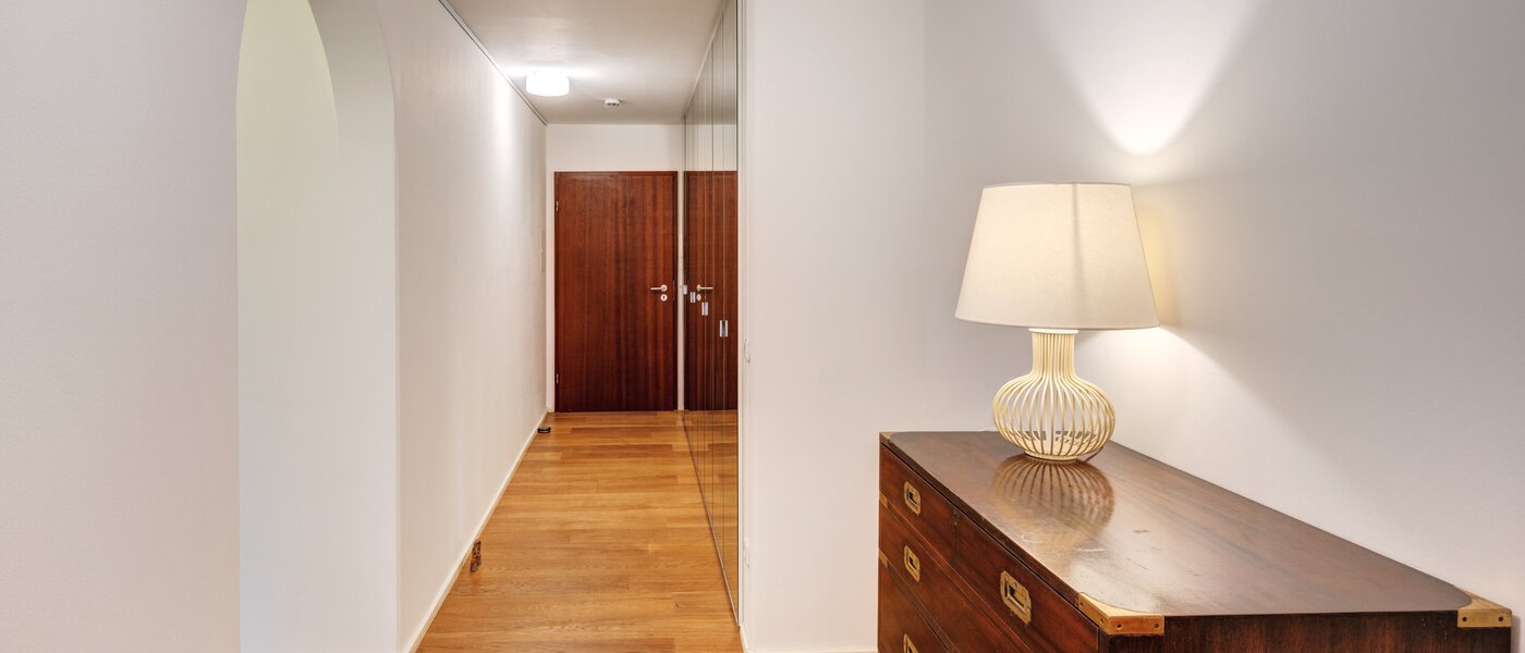 квартира München Schwabing 01 коридор 12436