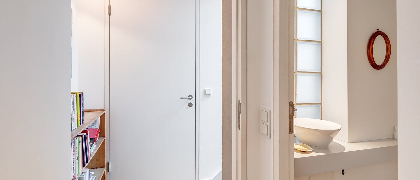 двухэтажная квартира München Gärtnerplatzviertel 03 коридор 12440