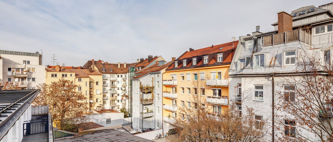 двухэтажная квартира München Gärtnerplatzviertel 01 вид из окна 12440