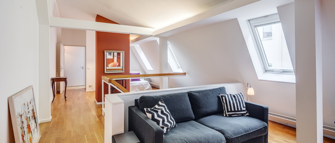 двухэтажная квартира München Gärtnerplatzviertel 01 жилое пространство 12440