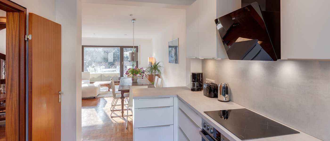 таунхаус München Obersendling 02 кухня 12456