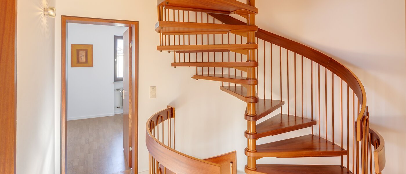 таунхаус München Obersendling 01 коридор 12456