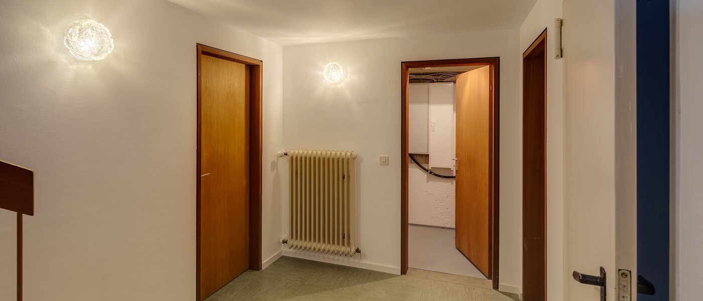 таунхаус München Obersendling 06 коридор 12456