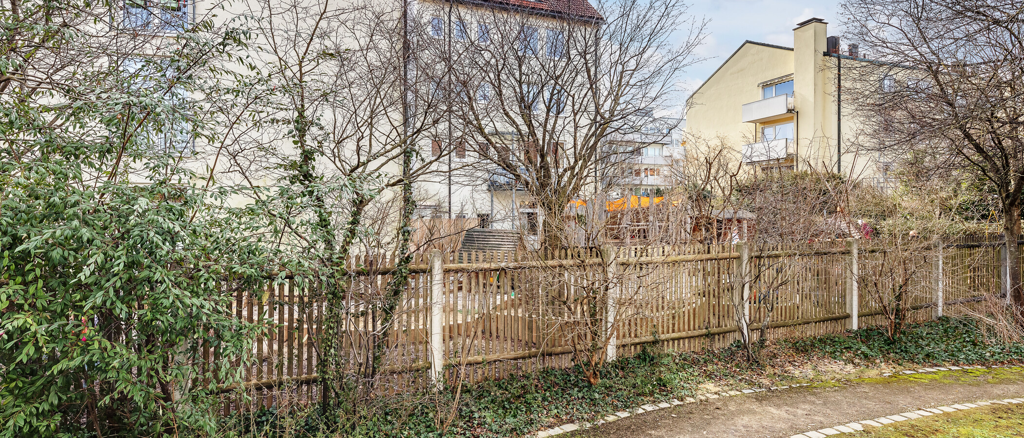 двухэтажная квартира München Milbertshofen 04 вид из окна 12485