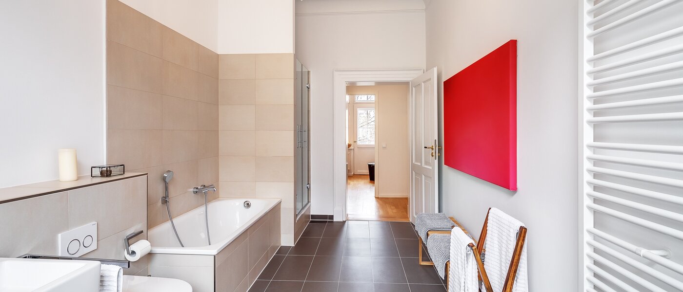 квартира München Maxvorstadt - Universitätsviertel 01 ванная комната 12491