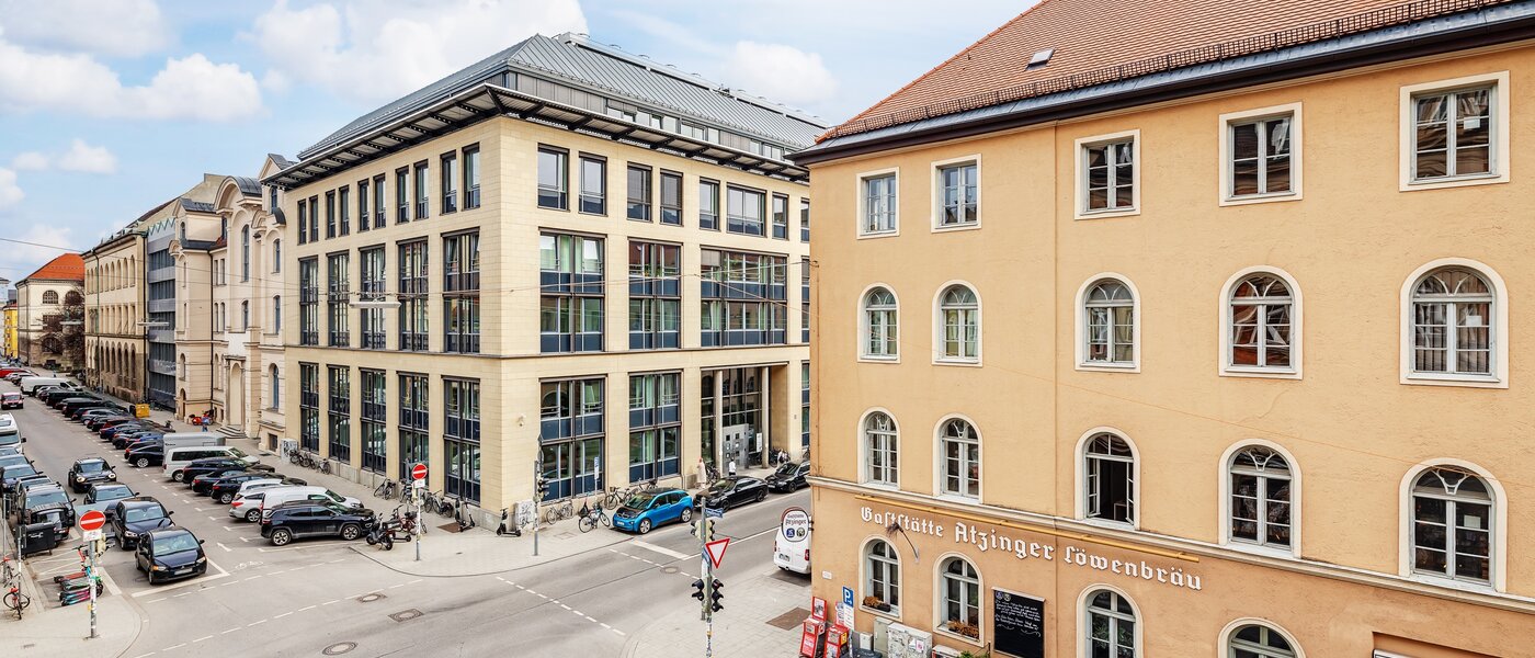 квартира München Maxvorstadt - Universitätsviertel 02 вид из окна 12491