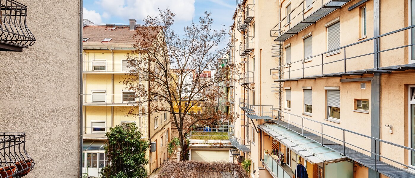 квартира München Maxvorstadt - Universitätsviertel 03 вид из окна 12491