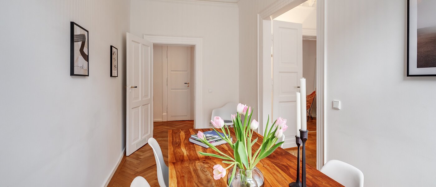 квартира München Maxvorstadt - Universitätsviertel 02 обеденный зал 12491