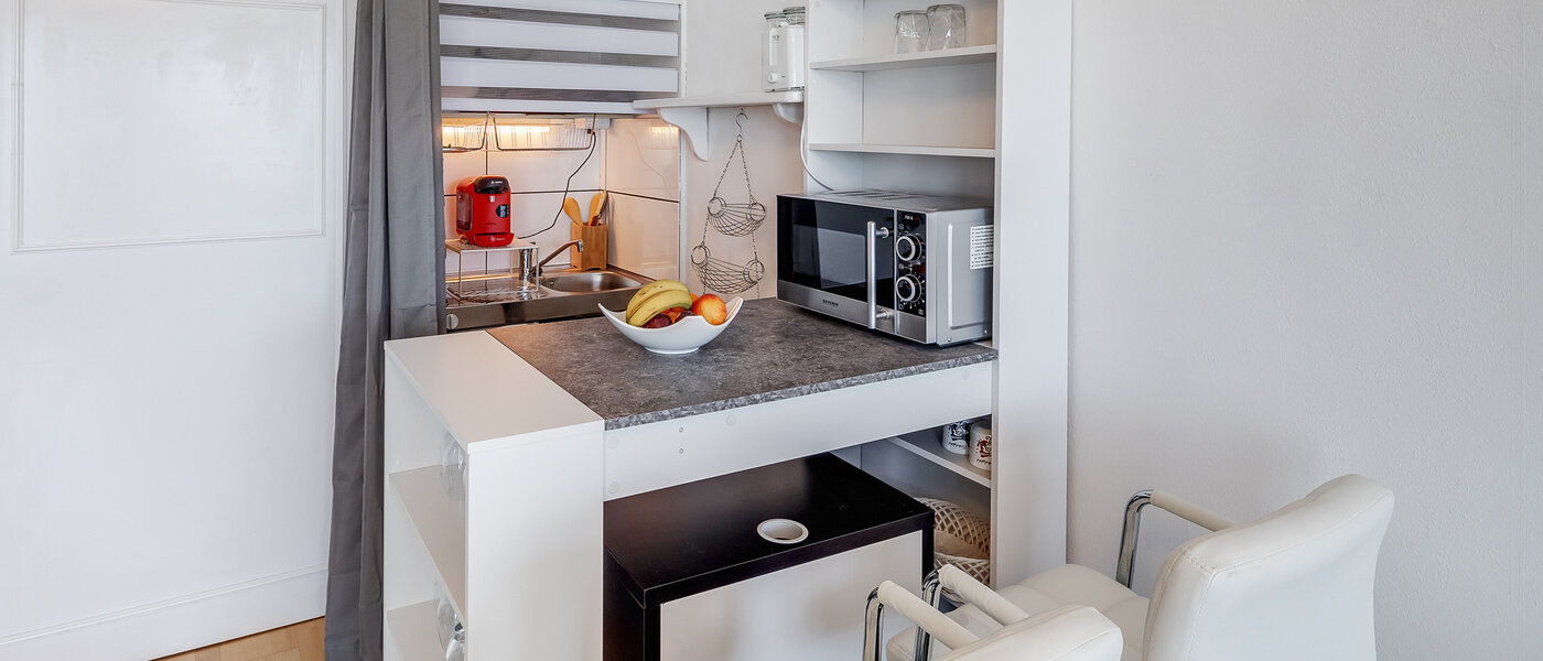 квартира München Arabellapark 01 кухня 12513