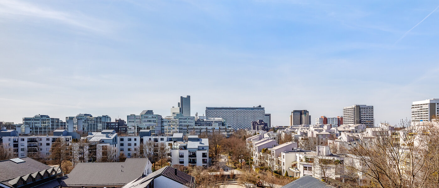 квартира München Arabellapark 01 вид из окна 12513