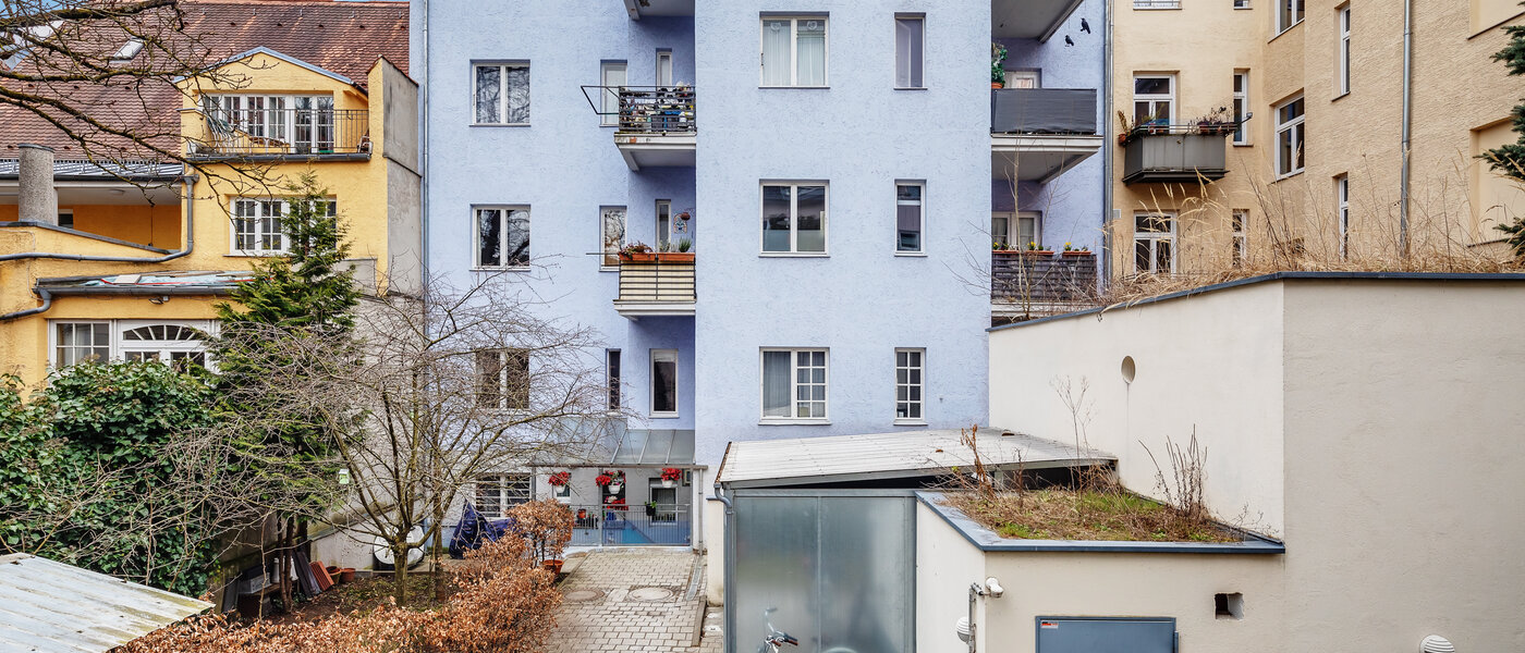 квартира München Schwabing (rechts der Leopoldstraße) 01 вид из окна 12514