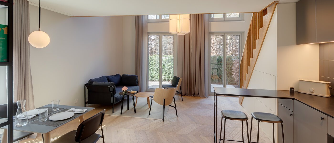 двухэтажная квартира-галерея München Herzogpark 01 жилое пространство 12522