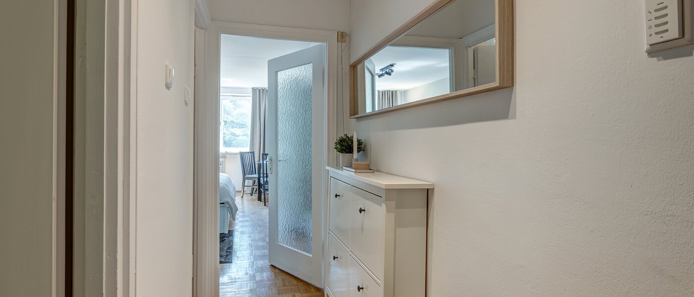 квартира München Schwabing-West 01 коридор 12543