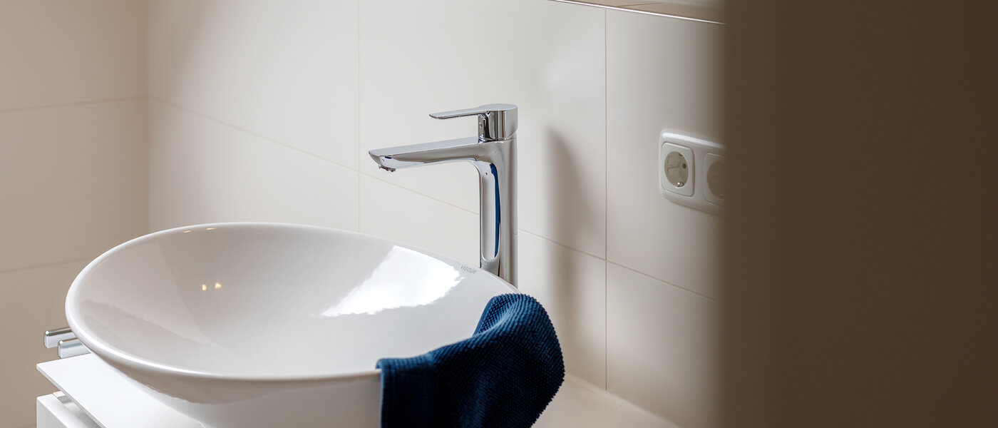 мансардная квартира München Lerchenau 03 ванная комната 12556