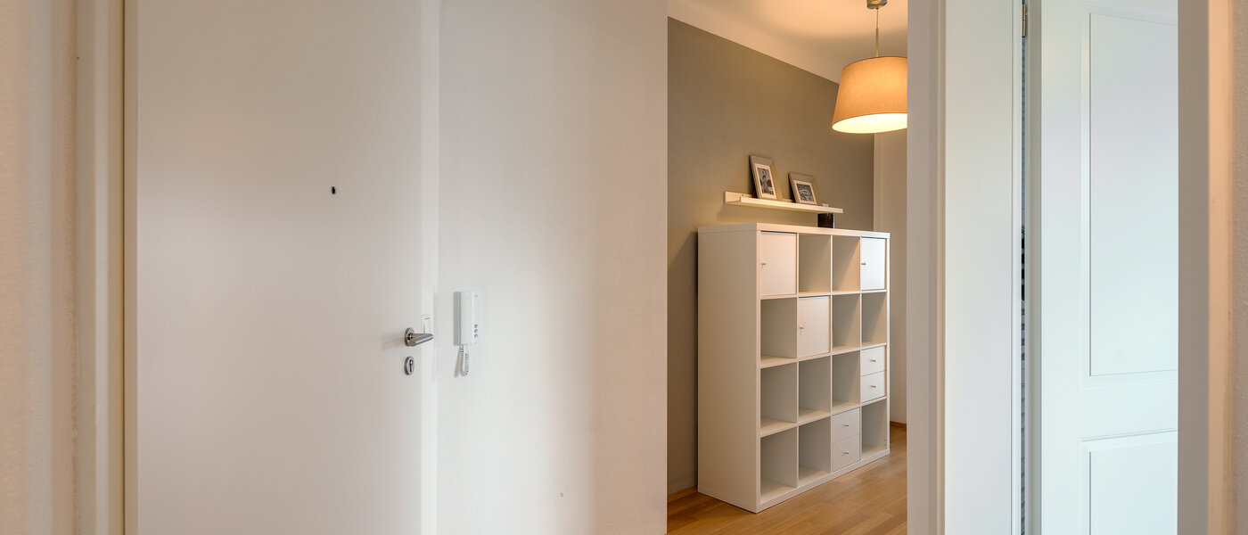 мансардная квартира München Lerchenau 01 коридор 12556