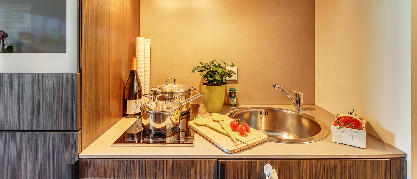 квартира München Schwabing-West (rund um den Hohenzollernplatz) 01 кухня 12583