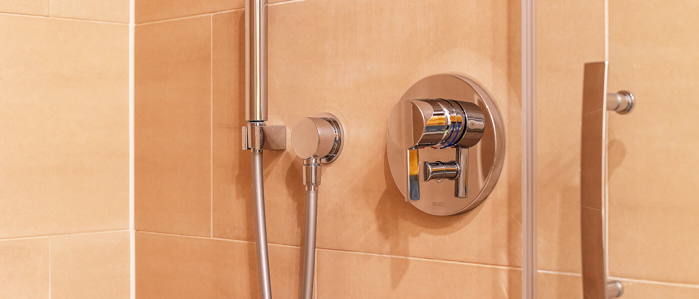 квартира München Schwabing-West (rund um den Hohenzollernplatz) 02 ванная комната 12583