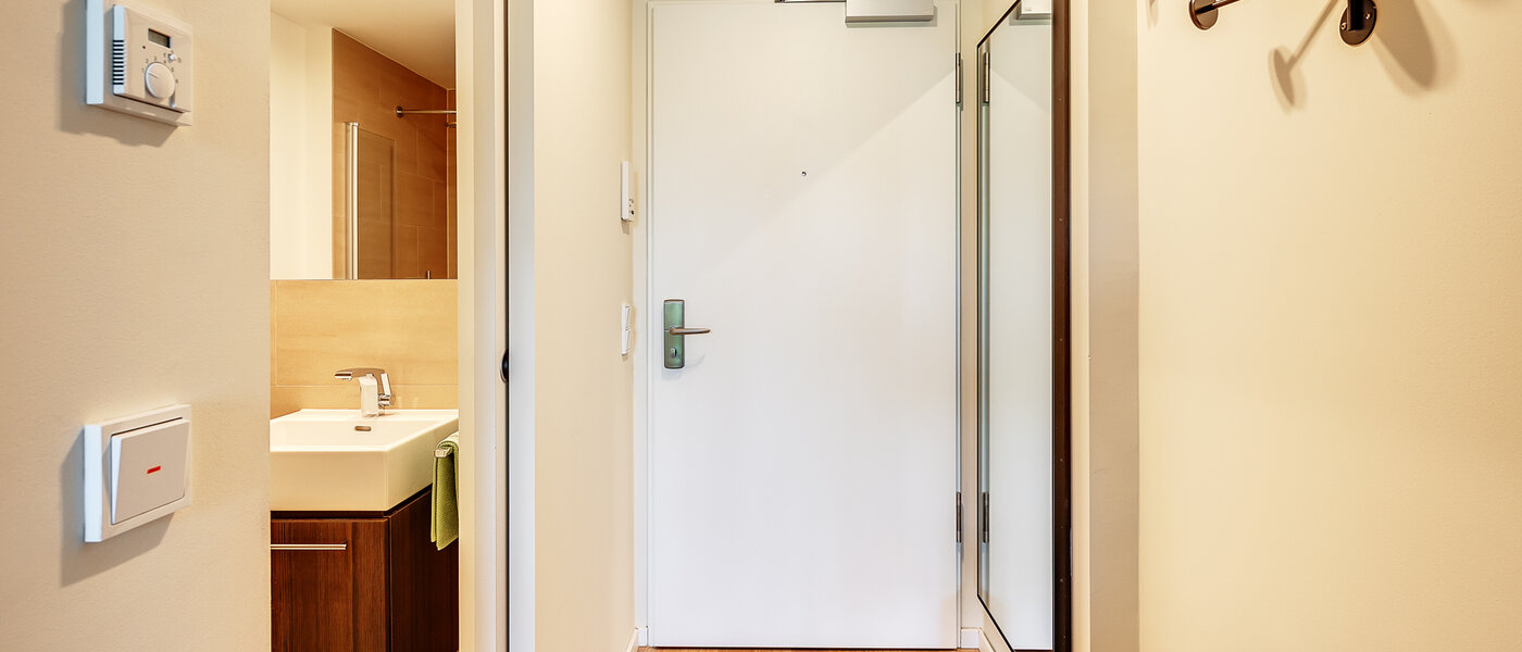 квартира München Schwabing-West (rund um den Hohenzollernplatz) 04 коридор 12583