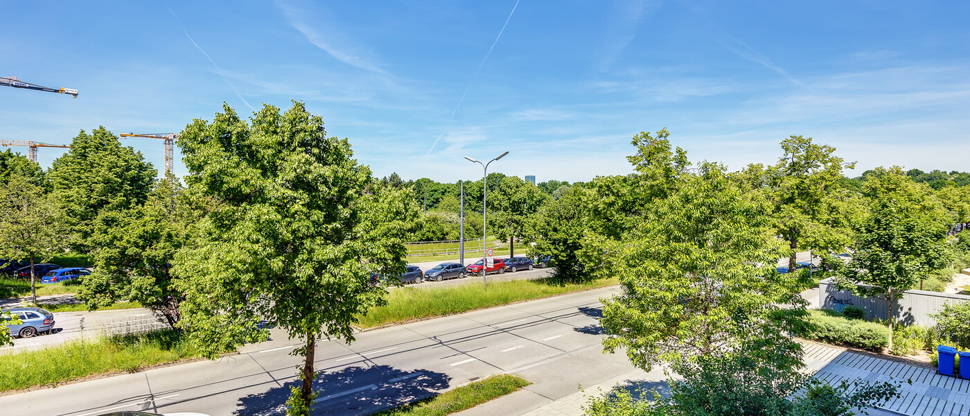 квартира München Schwabing-West (rund um den Hohenzollernplatz) 02 вид из окна 12583