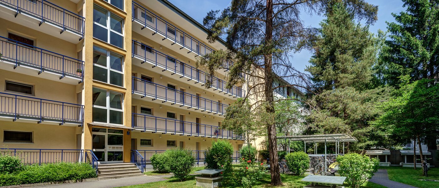 квартира München Untersendling 02 внутренний двор  12584