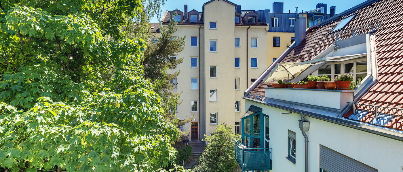 мансардная квартира München Maxvorstadt 01 вид из окна 12588