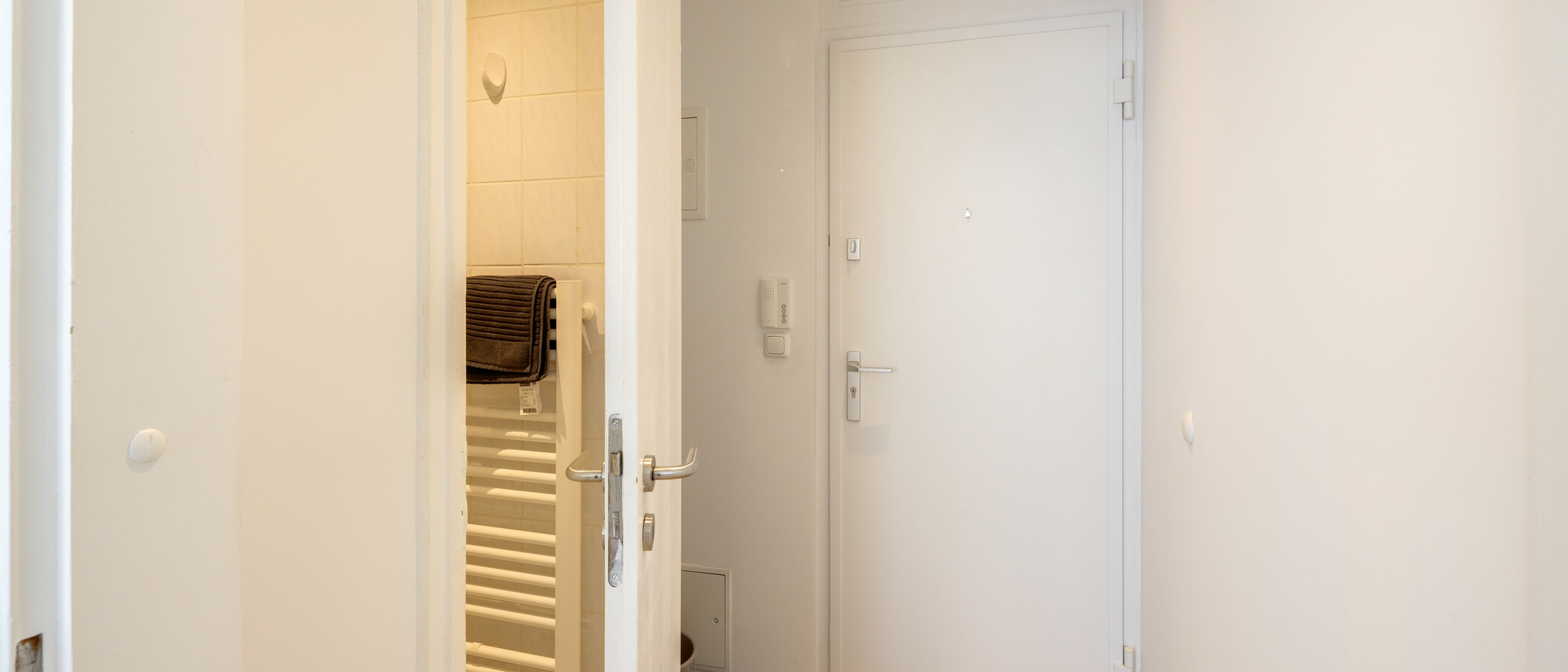 квартира München Maxvorstadt - Universitätsviertel 01 коридор 12593