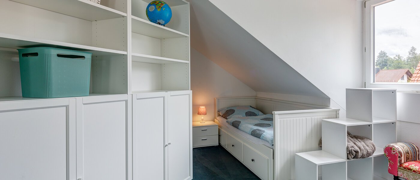 Половина двухквартирного жилого дома Gauting 01 3-я спальная комната 12610