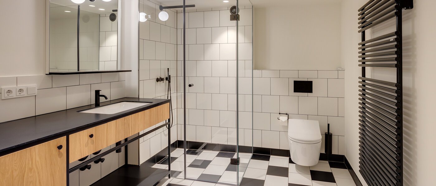 двухэтажная квартира-галерея München Herzogpark 02 ванная комната 12616