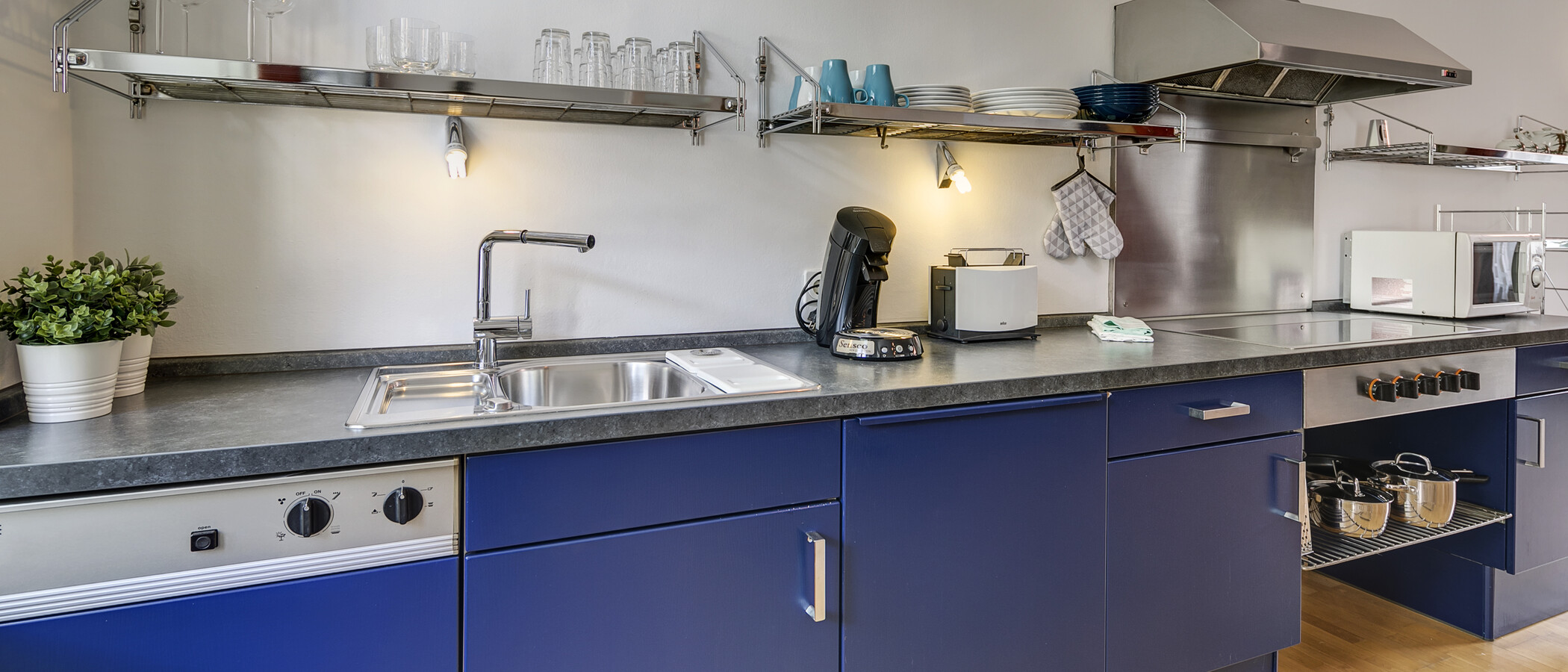 квартира München Schwabing (links der Leopoldstraße) 02 кухня 1262