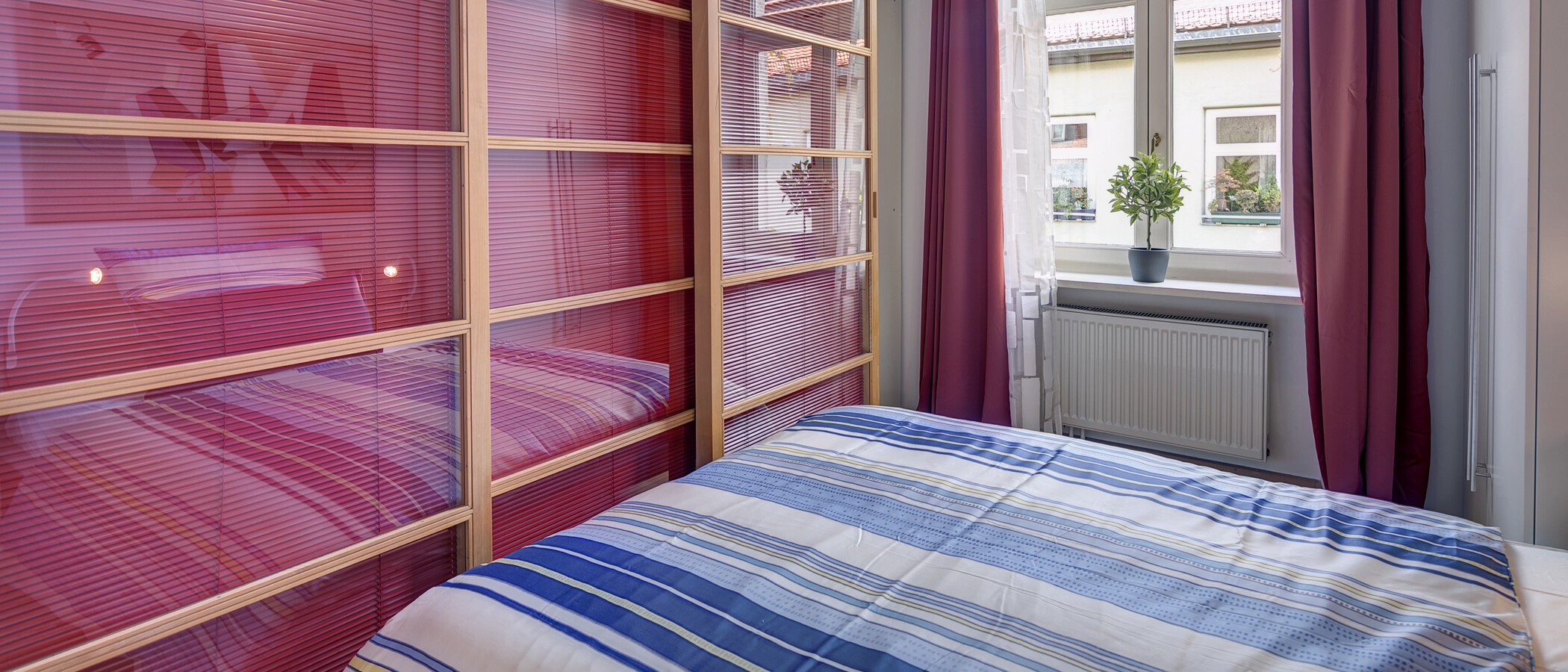 квартира München Schwabing (links der Leopoldstraße) 03 спальная комната 1262