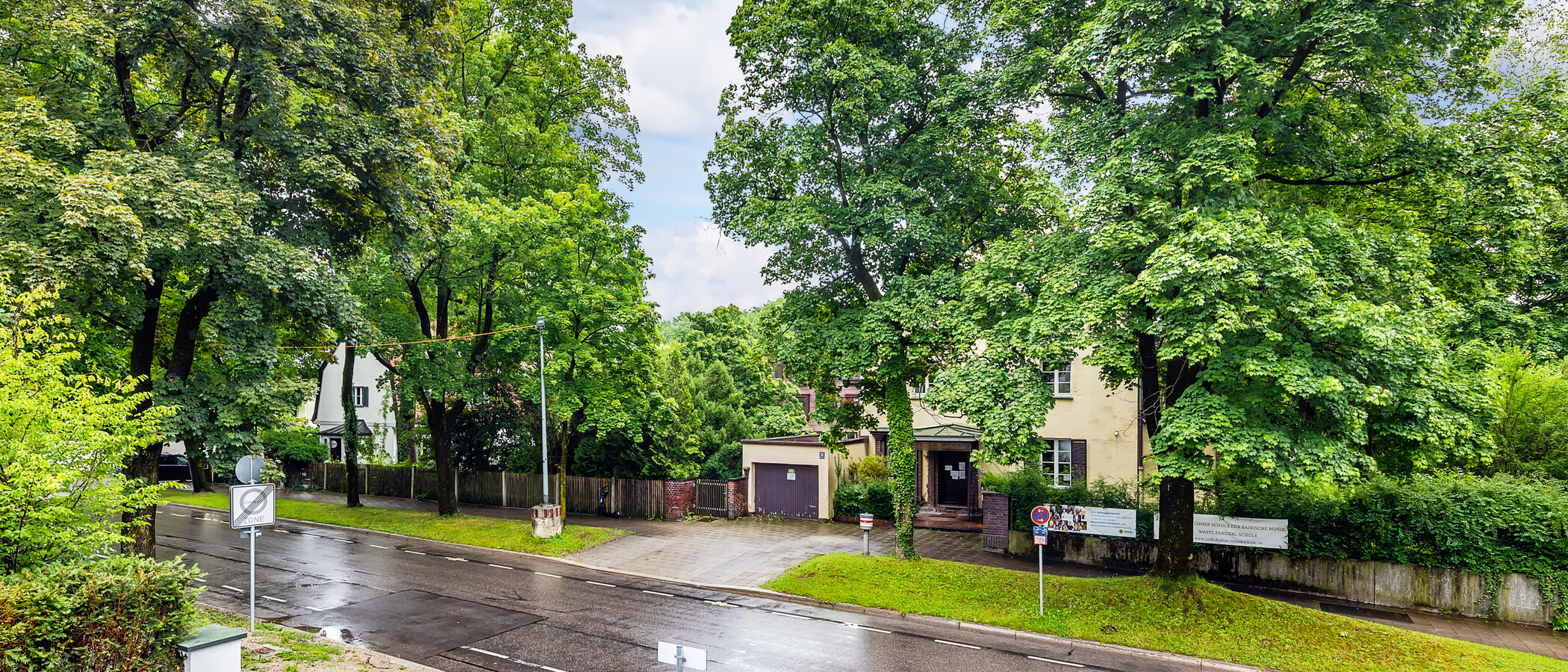 квартира München Herzogpark 01 вид из окна 12628