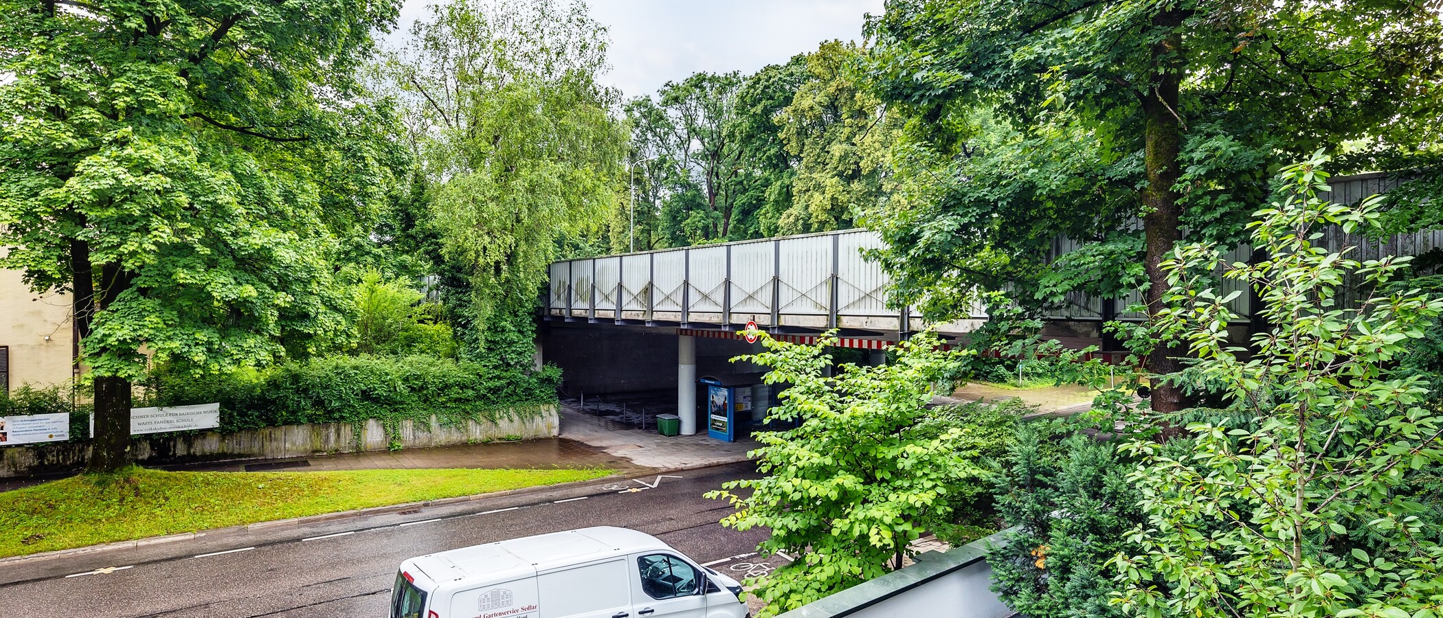квартира München Herzogpark 02 вид из окна 12628