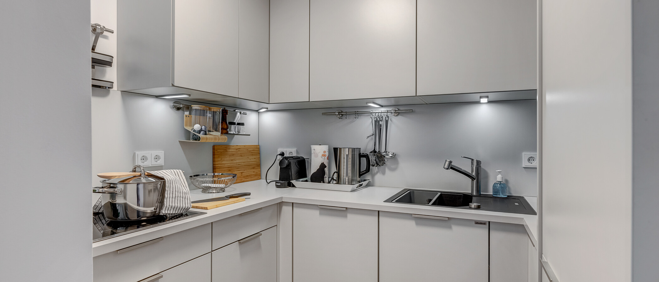 квартира München Schwabing-West 01 кухня 12641