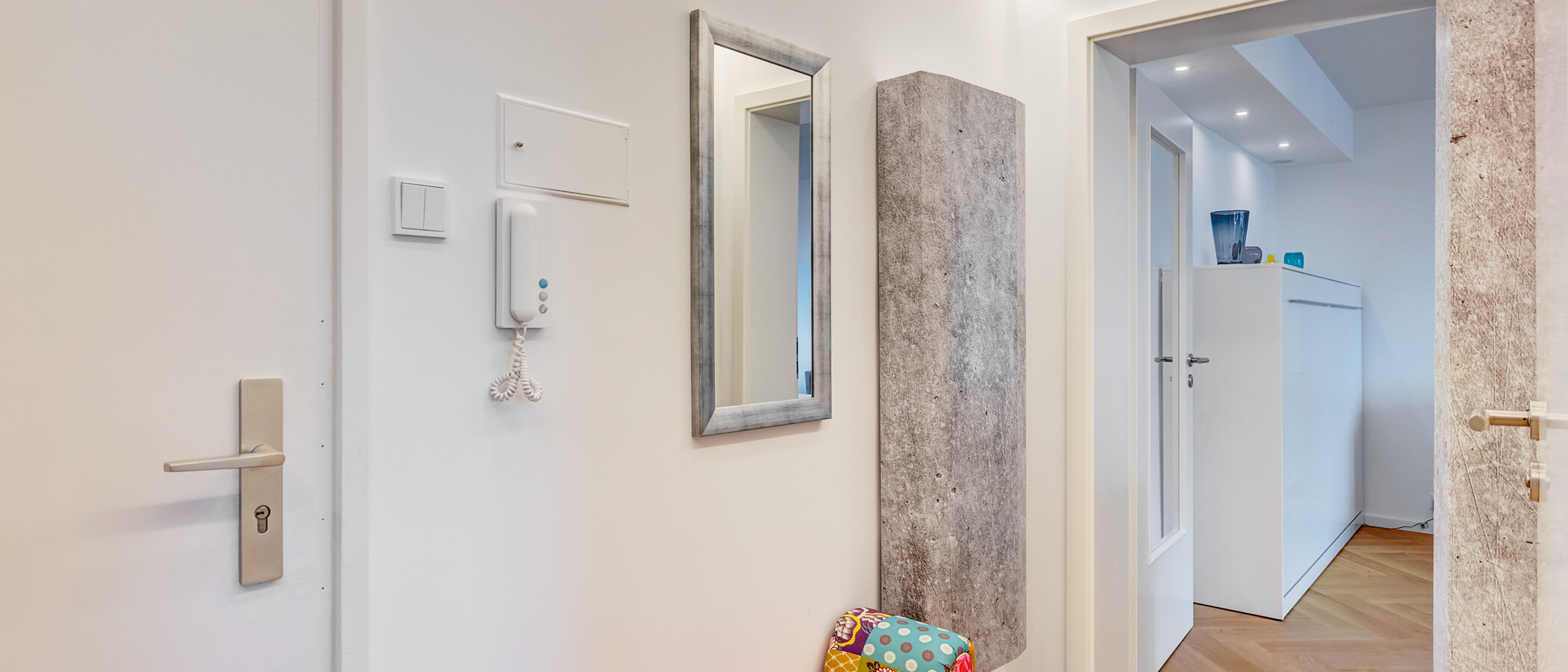 квартира München Schwabing-West 02 коридор 12641