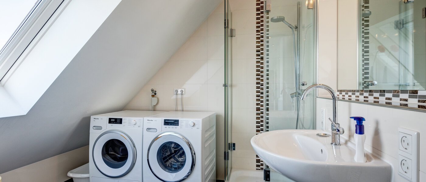 двухэтажная квартира München Pasing 01 2-я ванная комната 12653