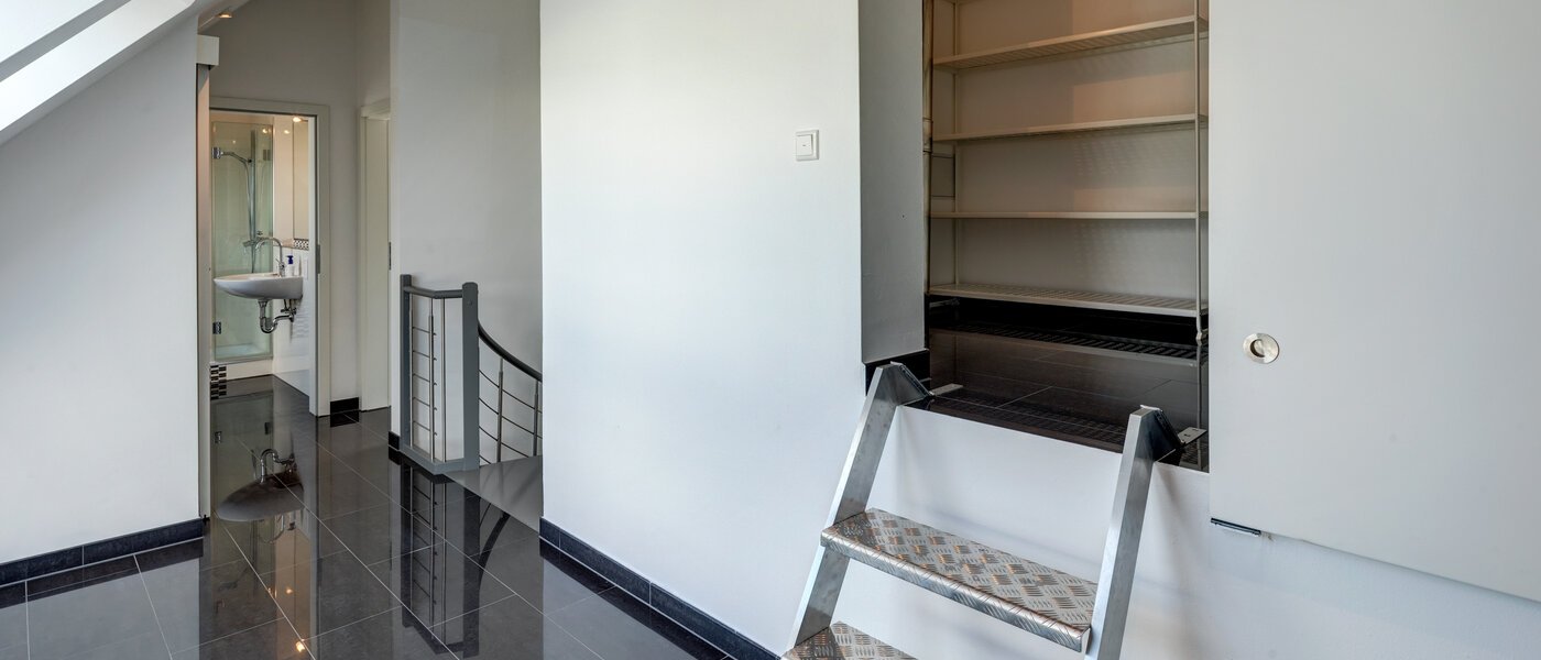 двухэтажная квартира München Pasing 03 коридор 12653