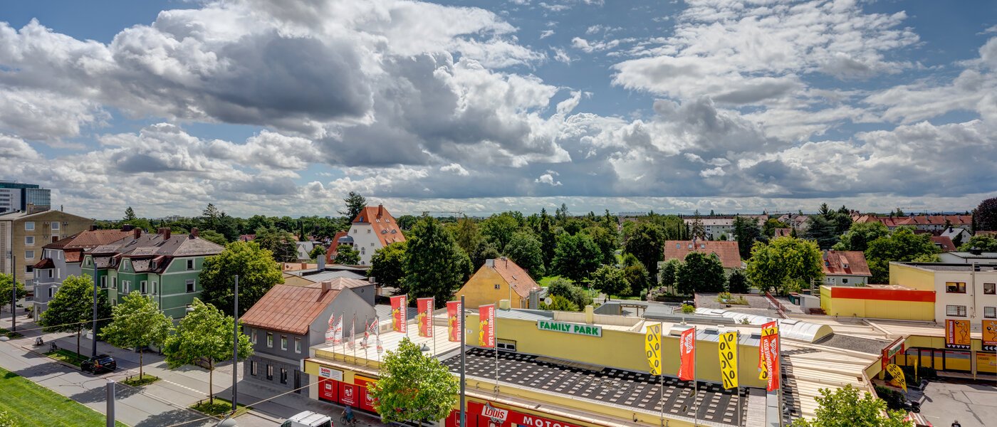 двухэтажная квартира München Pasing 04 вид из окна 12653