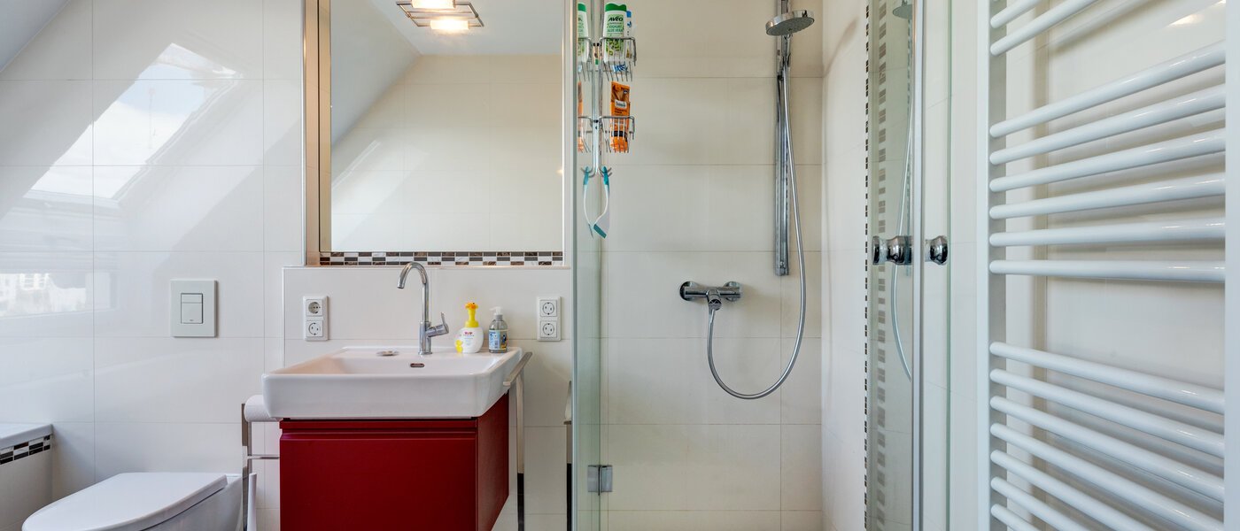 двухэтажная квартира München Pasing 02 1-я ванная комната 12653