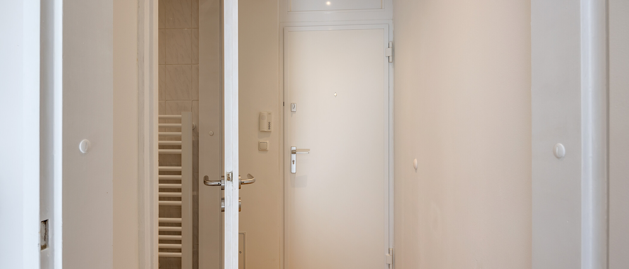 квартира München Maxvorstadt - Universitätsviertel 01 коридор 12659