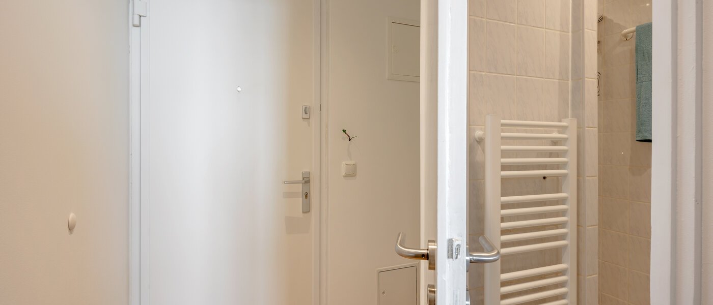 квартира München Maxvorstadt - Universitätsviertel 01 коридор 12660