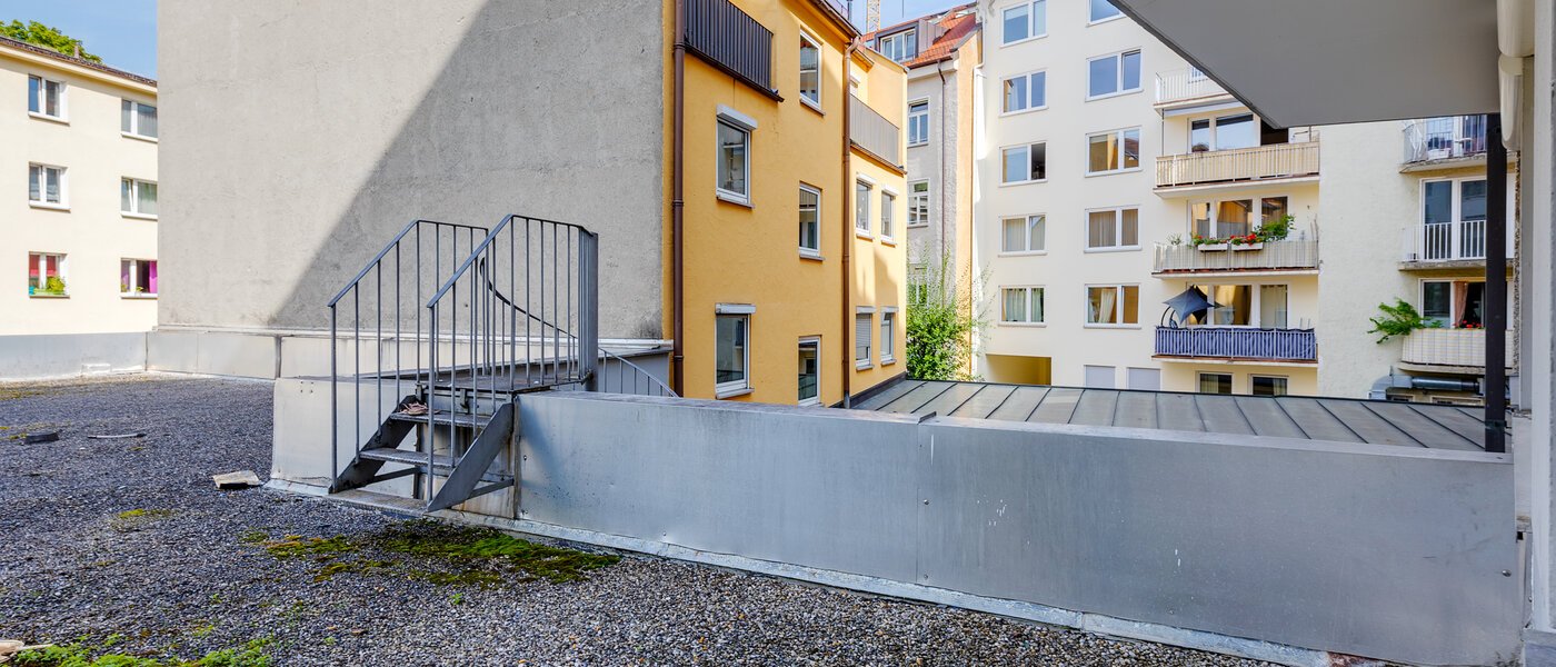 квартира München Maxvorstadt - Universitätsviertel 03 вид из окна 12660