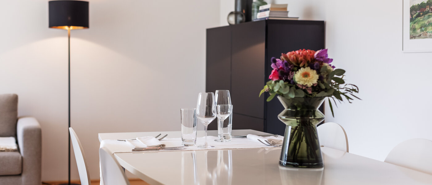 квартира München Glockenbachviertel 02 обеденная зона 12668