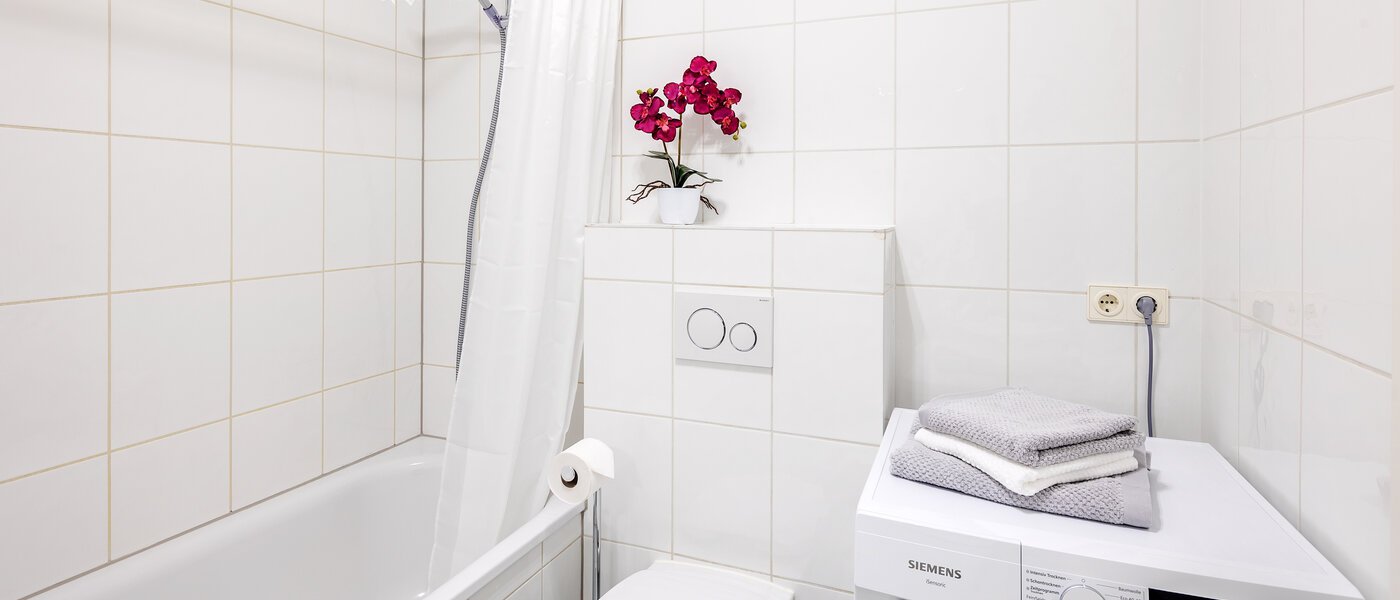 квартира München Maxvorstadt - Westen 03 ванная комната 12753