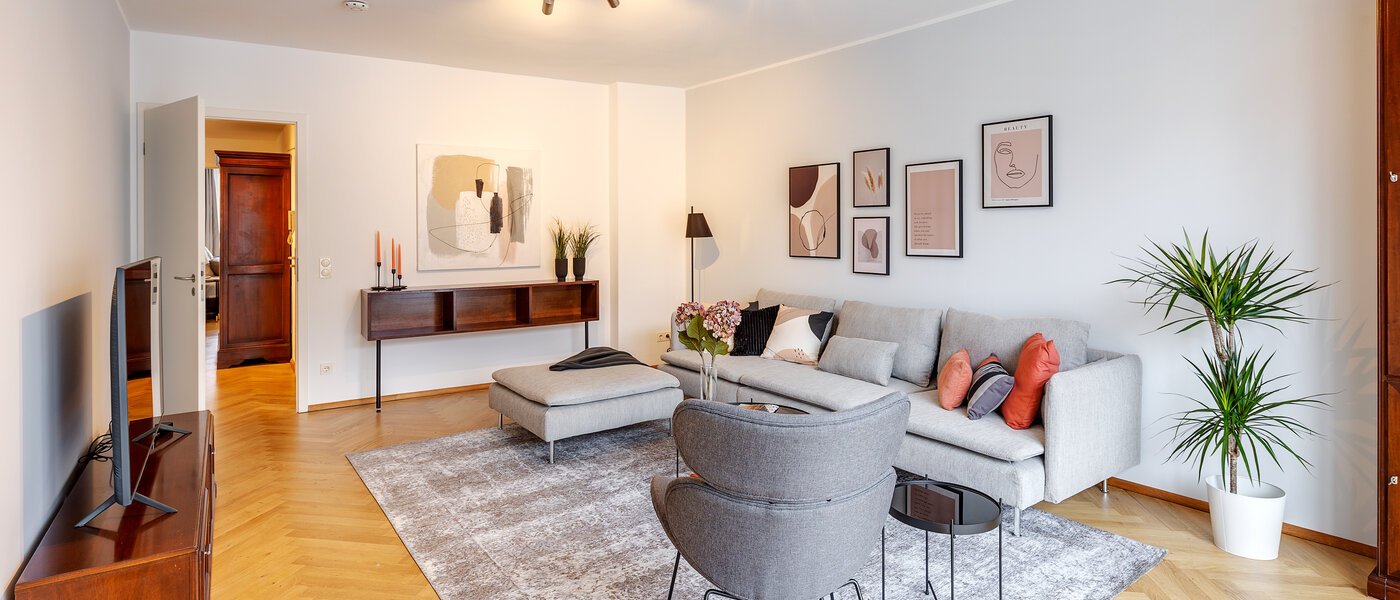 квартира München Maxvorstadt - Westen 04 жилое пространство 12753