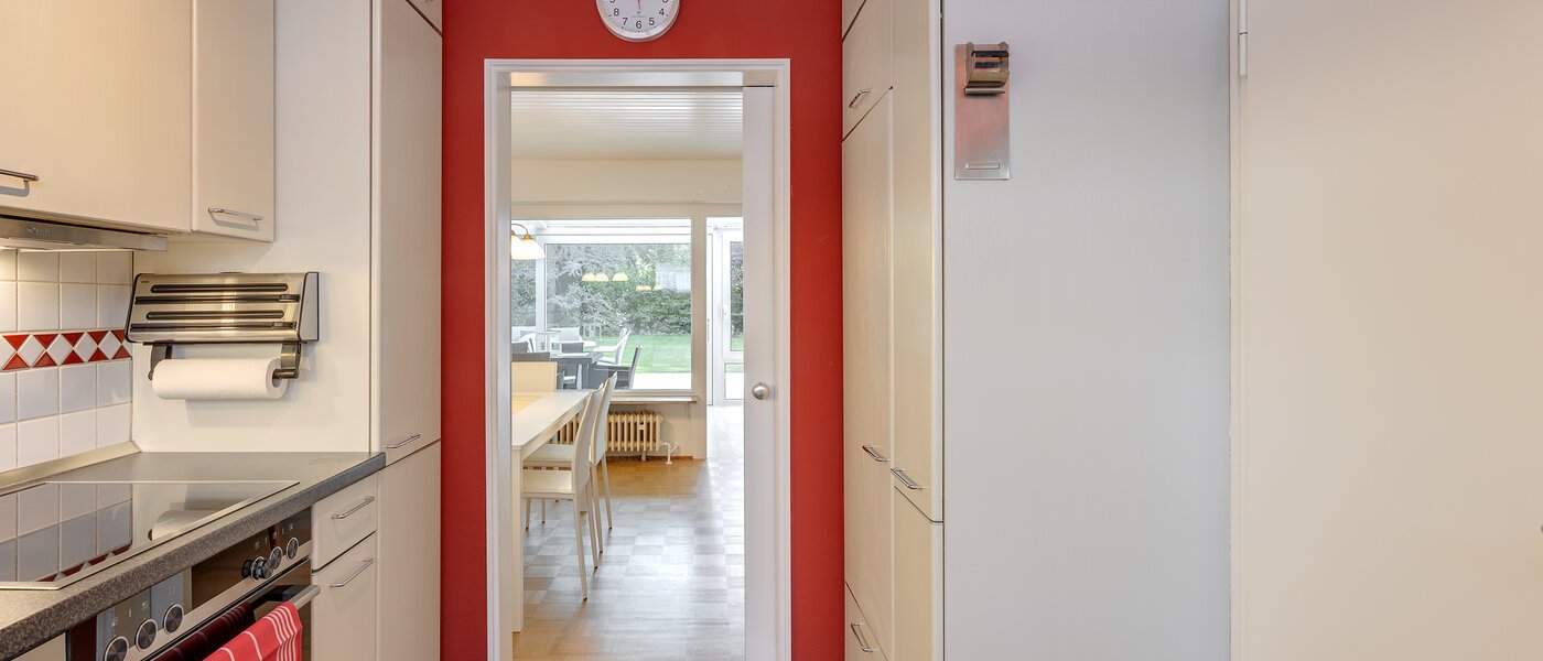 дом München Lerchenau 03 кухня 12756