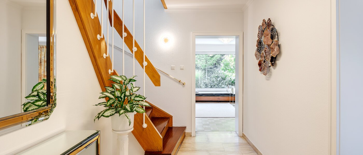 дом München Lerchenau 03 прихожая 12756